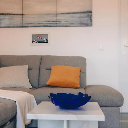 Blue Gallery Apartment Vantacici