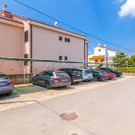 Apartment Blue Gallery Vantacici