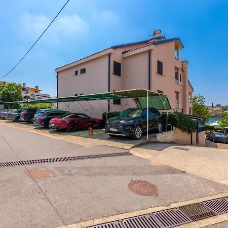 Apartment Blue Gallery Vantacici